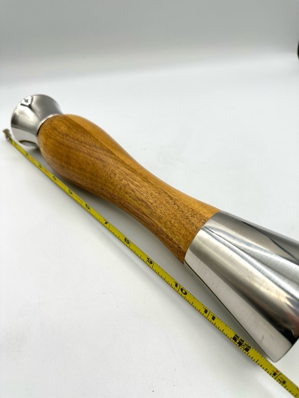 Nambé Peppermill, wooden Shaft, High Quality. 2012 Vintage. - Picture 10 of 13